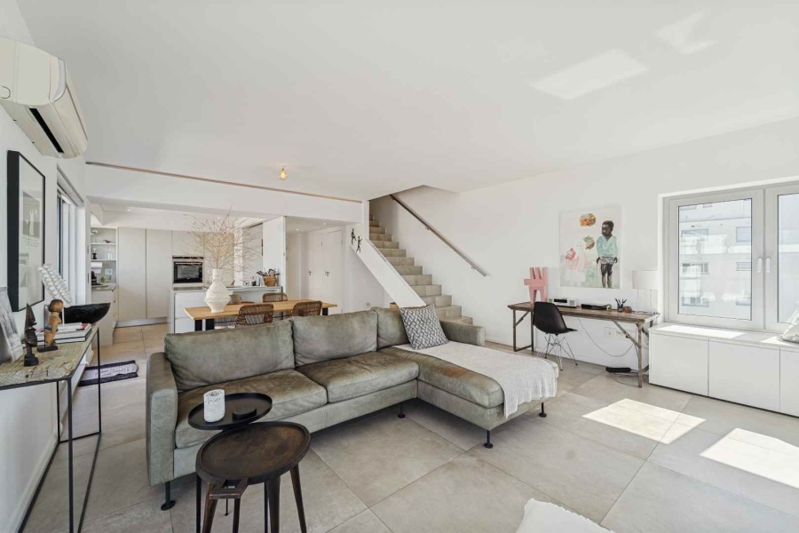 2 Bedroom Property for Sale in Mouille Point Western Cape